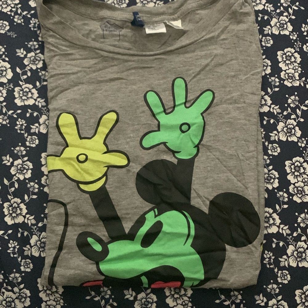 H&M Divided x Disney Mickey Mouse Graphic Tee Shirt